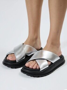 LONZA RAMONA SILVER Metallic Silver Crisscross Platform Slide Sandals SIZE 7.